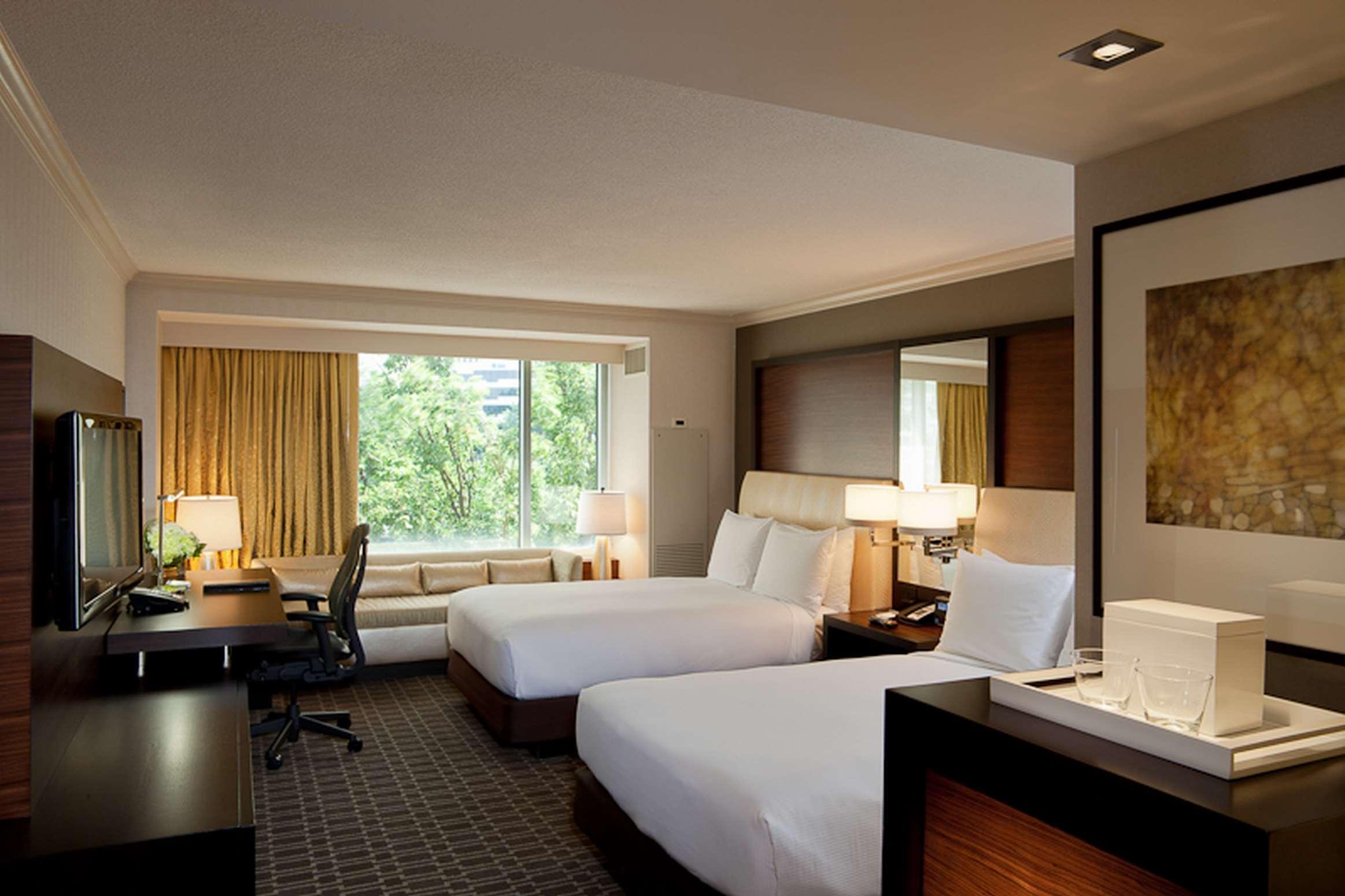 Hilton Mclean Tysons Corner Otel Oda fotoğraf