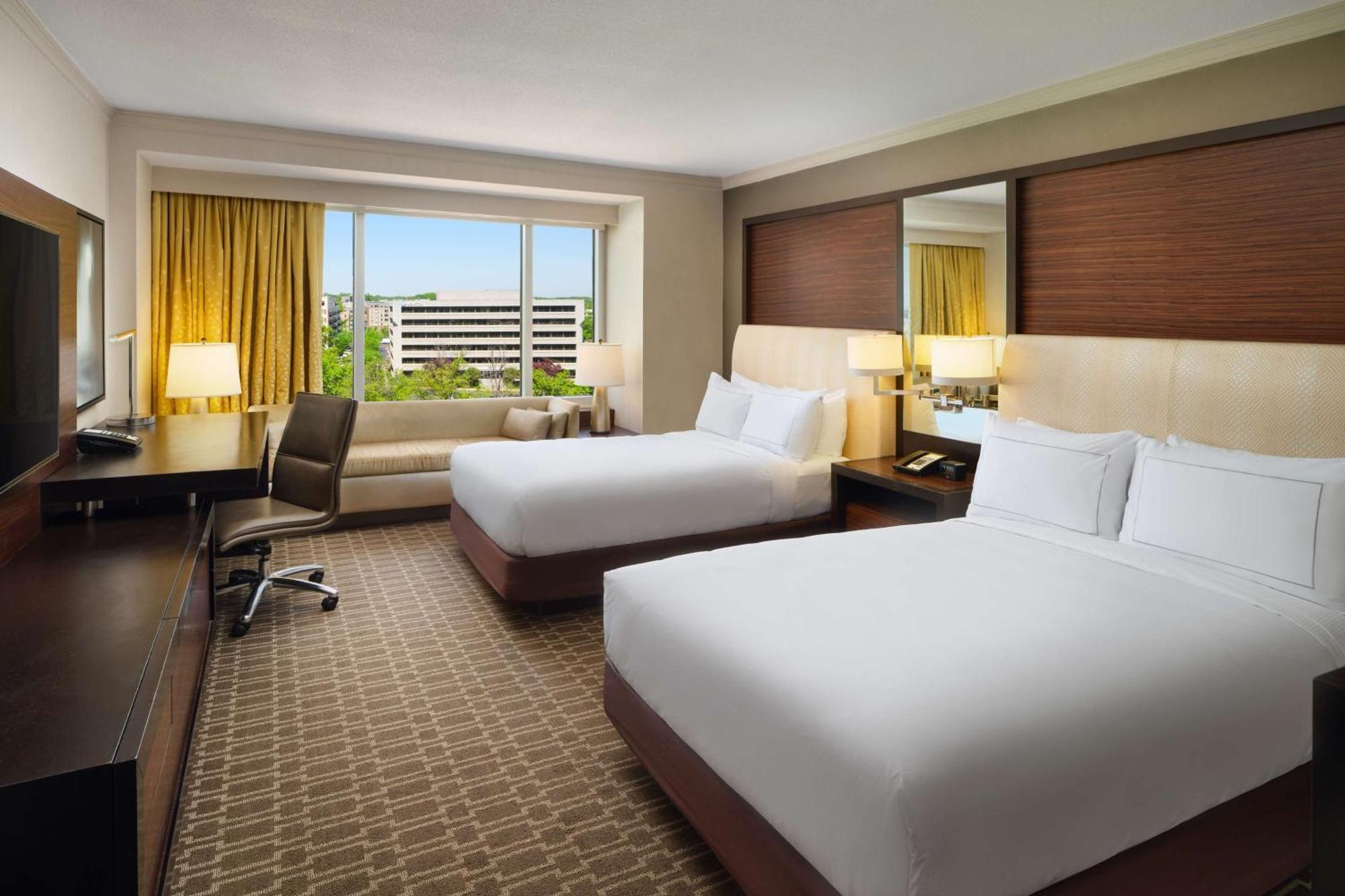 Hilton Mclean Tysons Corner Otel Dış mekan fotoğraf