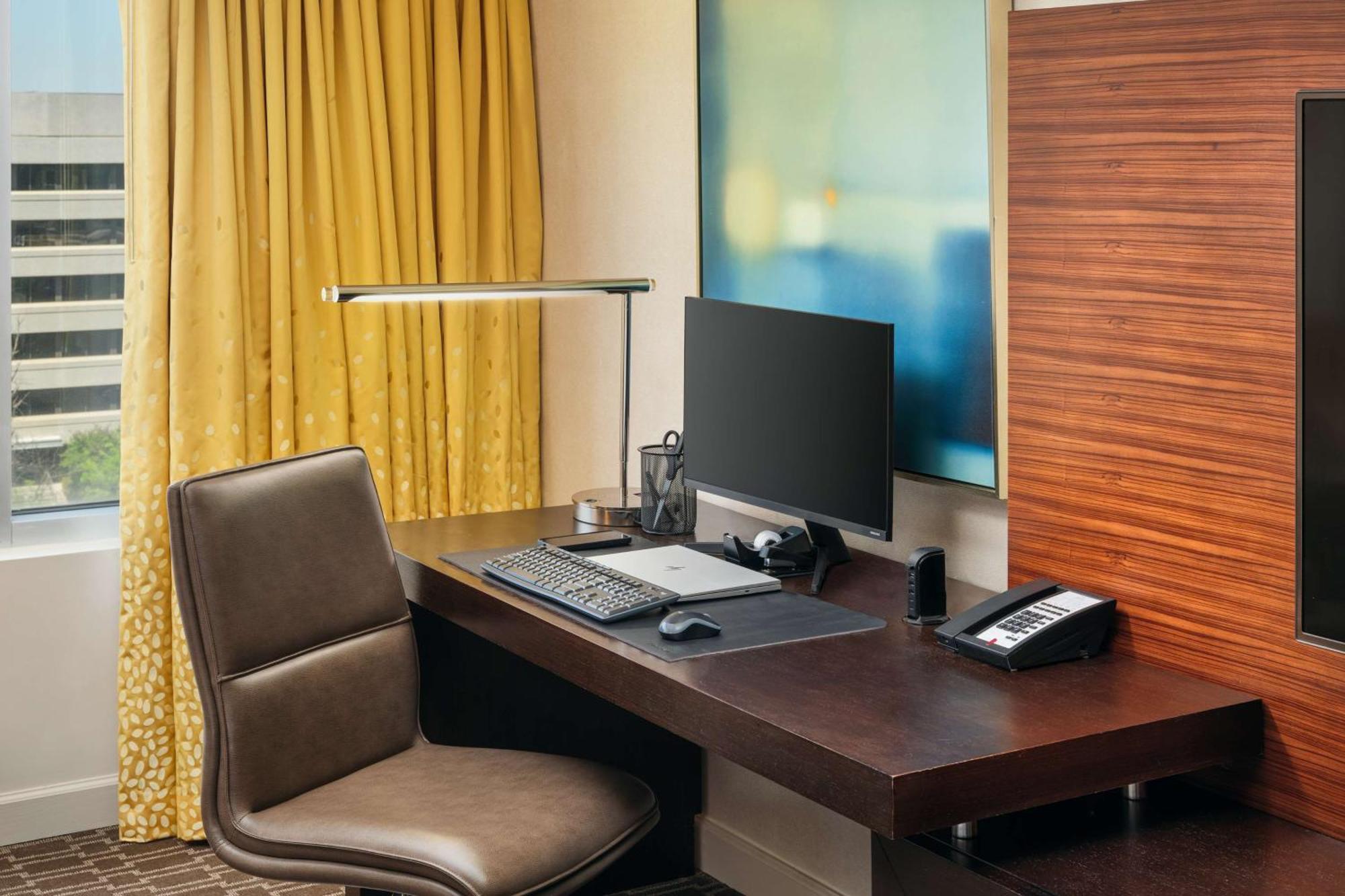 Hilton Mclean Tysons Corner Otel Dış mekan fotoğraf